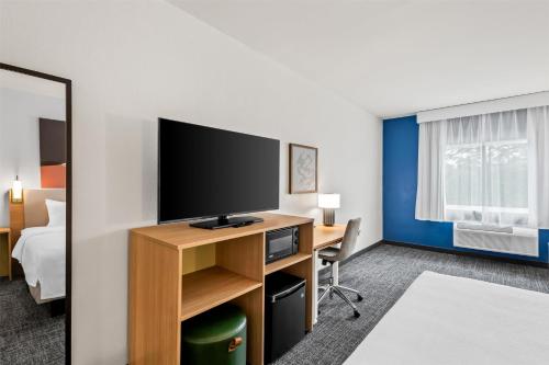 Clarion Suites Duluth I-85 - image 12