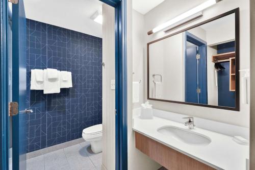Comfort Inn Plymouth - image 11
