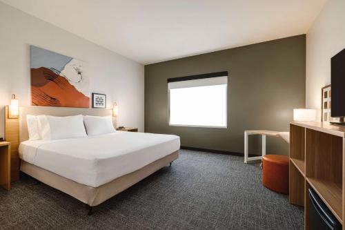 Spark by Hilton Las Vegas Airport - image 11
