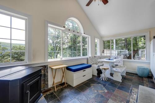 Zen Lake House in Greenwood Lake (NY)