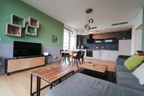 Wonderful Apartment with 2 bedrooms and pool and parking, Viena (foto 3)