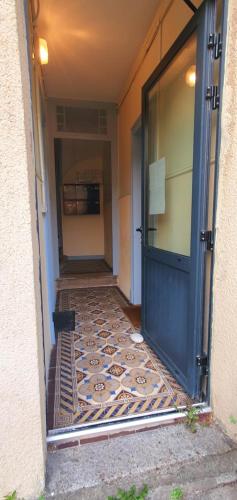 Le maupassant in Le Perrey