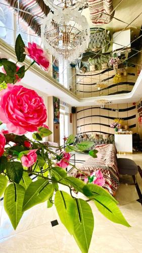 Luxury Hotel - Sunset Town