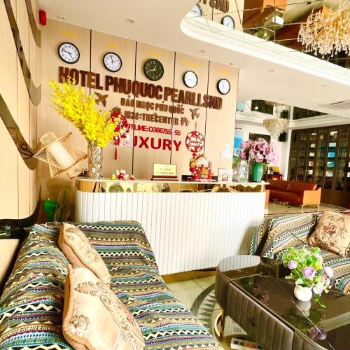 Luxury Hotel - Sunset Town