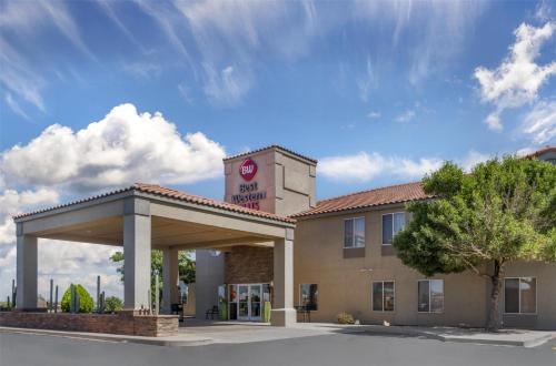 Best Western Plus Winslow Inn - image 11