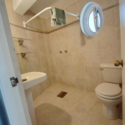 House 15 minutes from the hotel zone-casa a 15 min de zona hotelera, Cancún (photo 2)