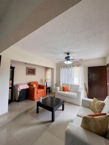 House 15 minutes from the hotel zone-casa a 15 min de zona hotelera, Cancún (photo 8)
