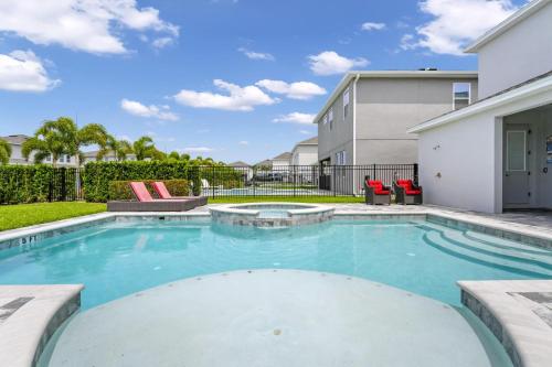 Attractive Home by Rentyl with Game Room Near Disney - 401S - image 5