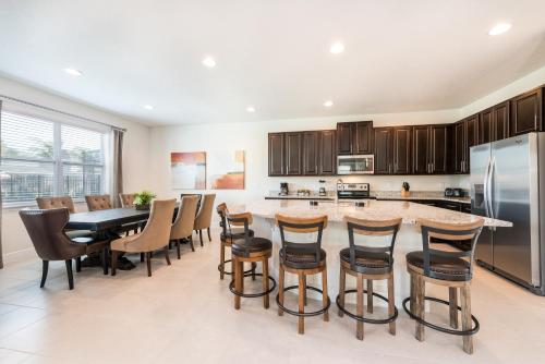 Outstanding Home with Water Park Access near Disney by Rentyl - 7731F in Orlando, USA