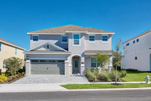 Outstanding Home with Water Park Access near Disney - 7731F - image 10