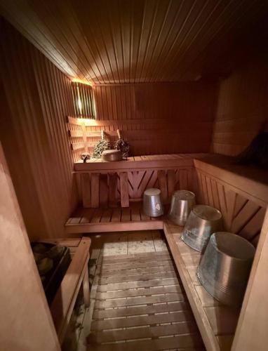 Комфортний будинок для сімейного відпочинку в Ржищеві (Комфортнии будинок для сімеиного відпочинку в Ржищеві) in Verem'Ya