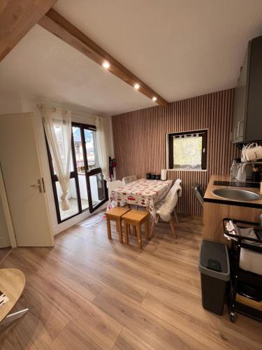 Le LODGE Les Esserts 1100 Morillon