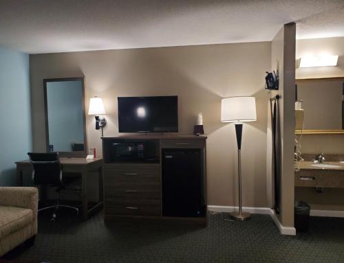 River Hill Inn & Suites - image 14