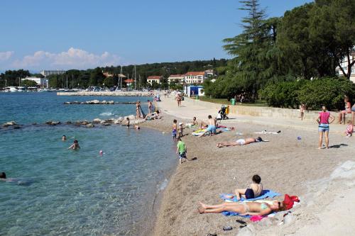 ที่เที่ยวใกล้ที่พัก, Apartments with a parking space nska, Krk - 21669 in ราดิชิ