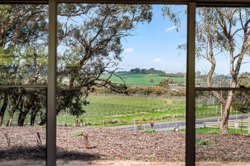 Skats, Ultima Escapes - Carcoola House - Barossa Fringe Retreat in Greenock