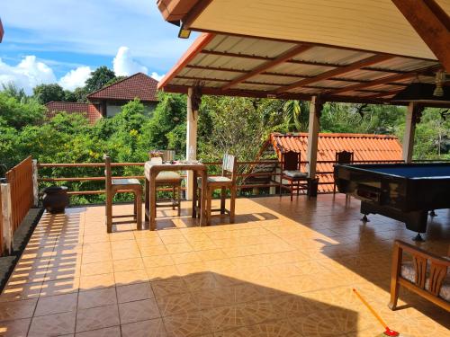 罗勇 Sawaddee Holland 酒店 外观