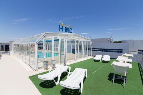 酒店活動, 馬斯卡馬勒納酒店 (Hotel Mas Camarena) in 帕特納