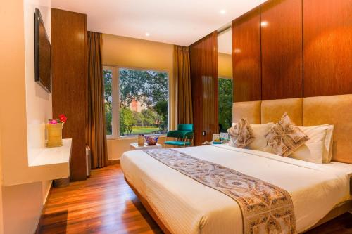 room detail thumbnail 0