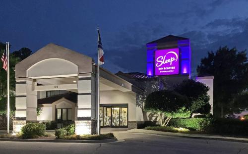 Sleep Inn & Suites Spring Lake - Fayetteville near Fort Bragg