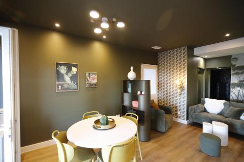 Les Trois Tours GITE de luxe Adult Only in Faugeres