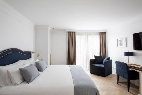 Hotel Midmost - image 9