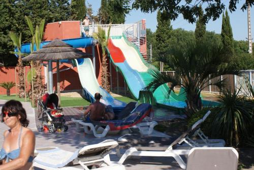 Camping L' Arlesienne - image 4