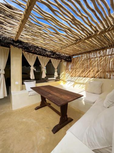 . La Joya Lamu