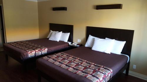 Queen Room with Two Queen Beds