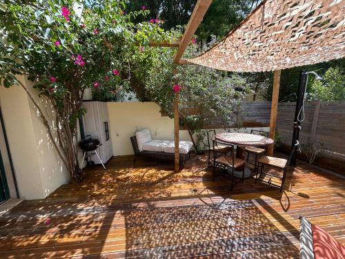 Cascais - Villa at Guincho Beach in Charneca