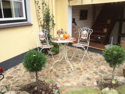 Iekārtas, Landhaus Tewel Hotel mit Restaurant 14KM vom Heide-Park in Neuenkirchen (Heidekreis)