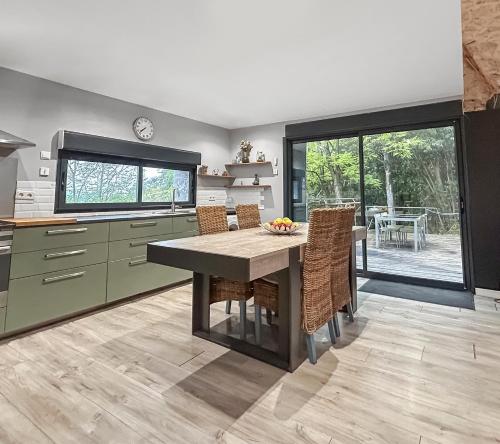 Maison familiale avec terrasse et vue in Agen Városközpont