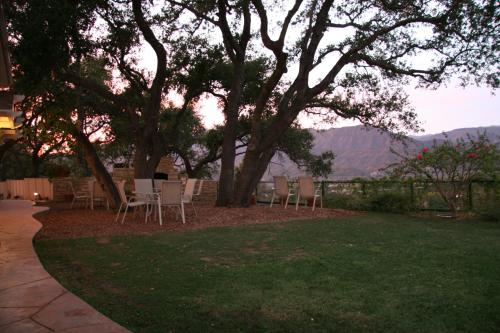 Ojai Retreat & Inn