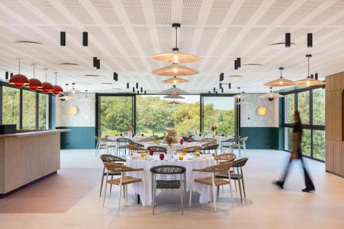 ห้องจัดเลี้ยง, เมอร์เคียว บริญอล กอล์ฟ เดอ บาร์บารู (Mercure Brignoles Golf de Barbaroux) in บริญอล