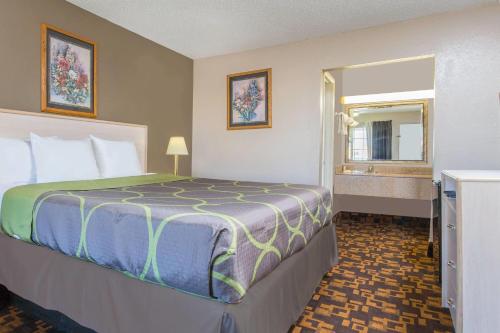 Super 8 by Wyndham Antioch/Nashville South East in Antioch, USA