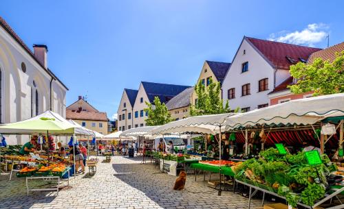 Restaurant, Funf Seen Apartments in Weilheim in Oberbayern