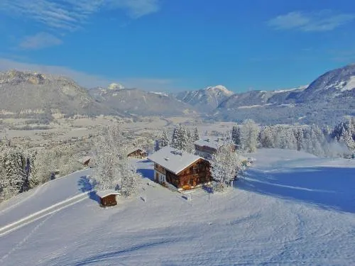 Chalet in St Johann by Ski Slope in Sankt Johann in Tirol, Österreich