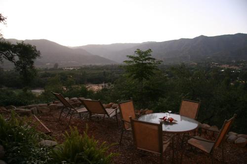 Ojai Retreat & Inn - 발코니/테라스