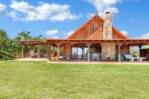 Double D Cottage in Manchaca