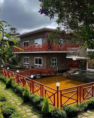 Vaga Copper Castle, Vagamon