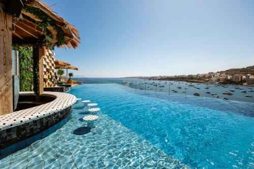 Damare Resort & SPA – khách sạn tại St Pauls Bay