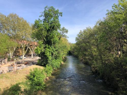 周邊環境, La sérénité de l'Argens, Correns (La serenite de l'Argens, Correns) in 高咸斯