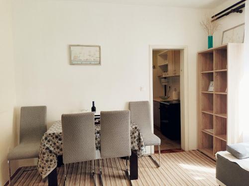 Lana 38 in Savina Monastery