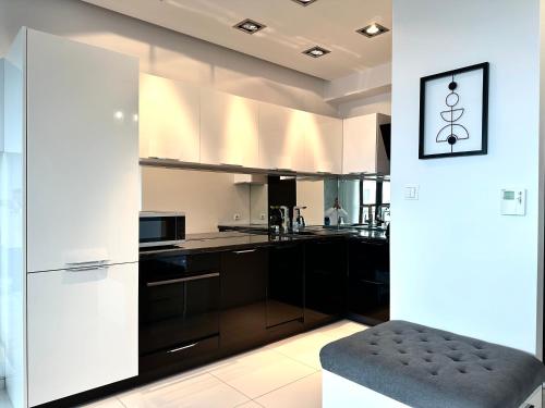 PODWALE 2 Apt 31 - Self Check-In 20h - Parking & Lift, Breslau (Foto 8)
