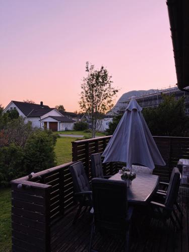 House in Nordfjord, with 4 bedrooms in นูร์ดฟูร์ไดด์