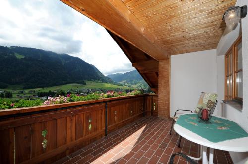 Erkély/terasz, Haus Simma in Au