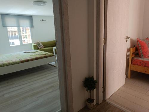 Wendy House - Central Sofia - 3BRDR - Private Courtyard - 5 min to Vitosha blvd, Sofie (fotografie 6)