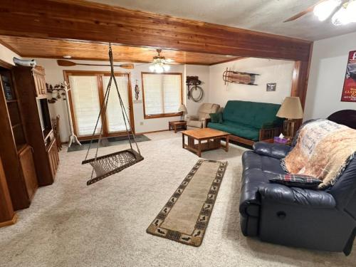 Whispering Pines Auburn - image 10