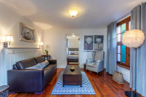 Acorn House – Cape Town, CO
