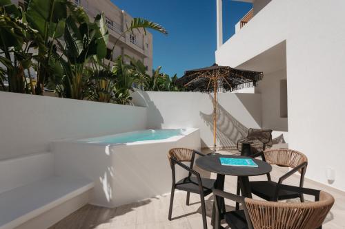 온수 욕조, Hotel Sphinx in 낙소스 섬