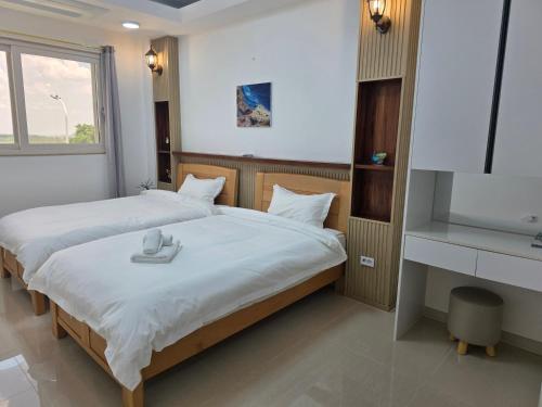 Empire pool villa in Calumpang